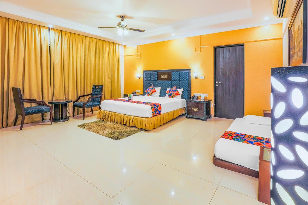 Fabhotel Royal Mirage With Pool & Gym - Nr Hotel Candolim