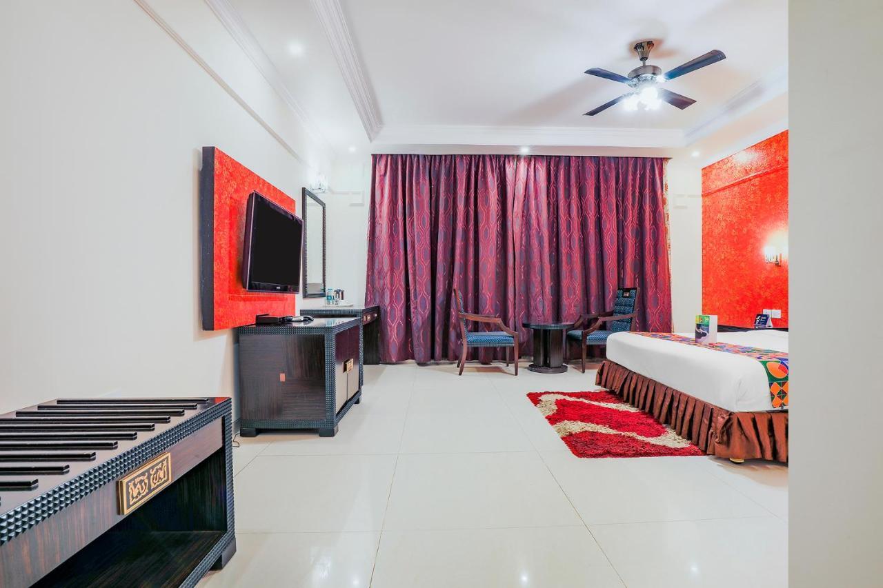 Fabhotel Royal Mirage With Pool & Gym - Nr 3*